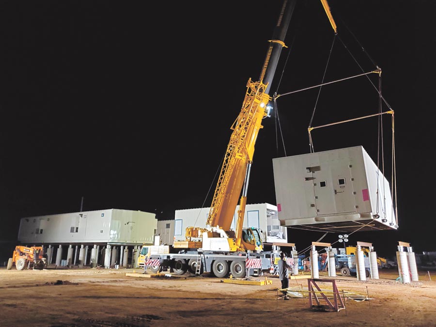 東元系統(tǒng)化設(shè)備e-house（預(yù)裝式電器間），在美國漂亮出擊。圖／東元提供